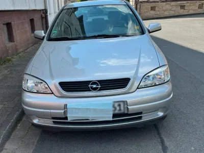 Gebraucht Opel Astra Elegance 101 PS (74 kW) 2001 Silber Kleinwagen