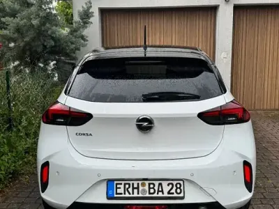 Gebraucht Opel Corsa 101 PS (74 kW) 2020 Weiß Kleinwagen