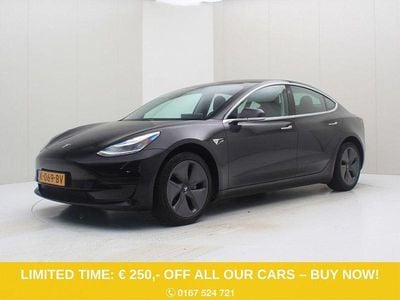 Schwarz Gebraucht 2020 Tesla Model 3 Standard Range Limousine | 19.900 € (Guter Preis)