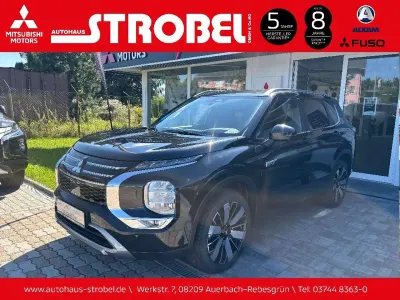 Neu Mitsubishi Outlander P-HEV Select 306 PS (225 kW) 2026 Schwarz SUV