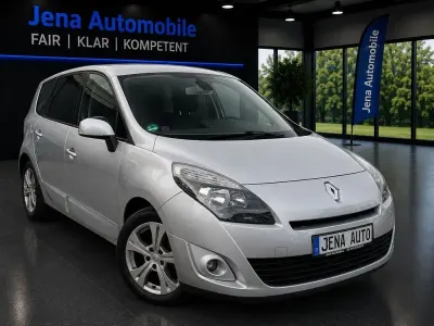 Gebraucht Renault Scénic III Dynamique 140 PS (102 kW) 2011 Silber Van / Kleinbus