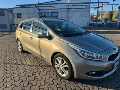 Occasion Kia Ceed Spirit 128 ch (94 kW) 2013 Noir Citadine
