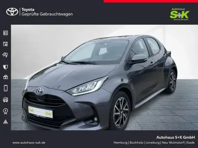 Gebraucht Toyota Yaris Team 116 PS (85 kW) 2022 Grau Kleinwagen