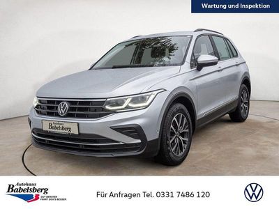 Gebraucht VW Tiguan Life 150 PS (110 kW) 2022 Silber SUV