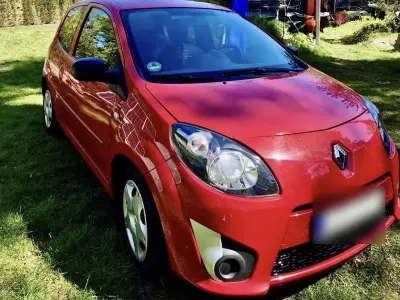 Używany Renault Twingo Authentique 75 KM (55 kW) 2011 Hatchback
