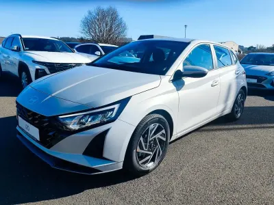 Neu Hyundai i20 Trend 90 PS (66 kW) 2026 Grau Kleinwagen
