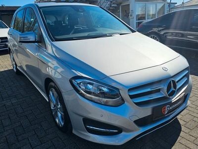 Gebraucht Mercedes B180 109 PS (80 kW) 2016 Polarsilber  metalliclack Van / Kleinbus
