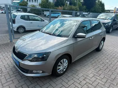 Gebraucht Skoda Fabia 90 PS (66 kW) 2015 Beige Limousine