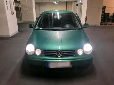 Gebraucht VW Polo 75 PS (55 kW) 2003 Grün Kleinwagen