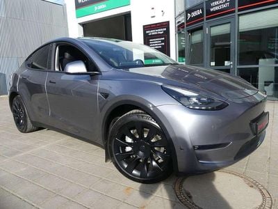 Gebraucht Tesla Model Y 378 kW (514 PS) 2024 Grau (metallic) SUV