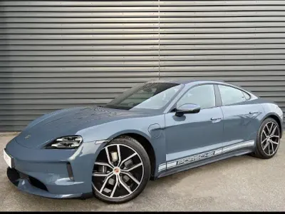 Gebraucht Porsche Taycan 300 kW (408 PS) 2025 Blau Limousine