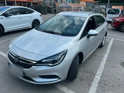 Gebraucht Opel Astra 95 PS (69 kW) 2017 Silber Kombi