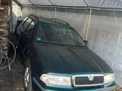 Gebraucht Skoda Octavia 90 PS (66 kW) 2000 Grün Kombi