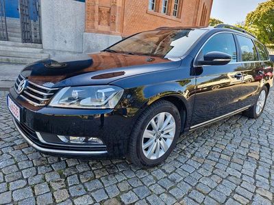 Second-hand VW Passat Comfortline 140 CP (102 kW) 2013 Negru Break