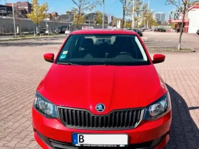 Gebraucht Skoda Fabia 60 PS (44 kW) 2018 Rot Kleinwagen