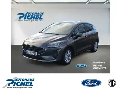 Używany Ford Fiesta Titanium 125 KM (91 kW) 2023 Szary Hatchback