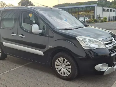 Gebraucht Citroën Berlingo 92 PS (67 kW) 2012 Schwarz Van / Kleinbus
