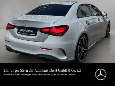 Gebraucht Mercedes A200 AMG 150 PS (110 kW) 2024 Manufaktur lack alpingrau uni Limousine