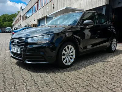 Gebraucht Audi A1 86 PS (63 kW) 2012 Schwarz Kleinwagen