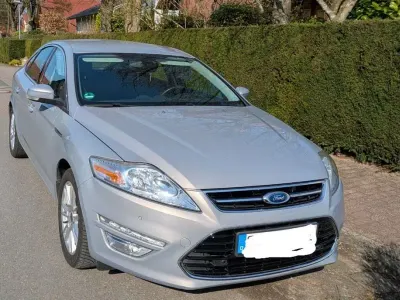 Gebraucht Ford Mondeo 203 PS (149 kW) 2013 Silber Limousine