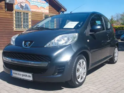 Gebraucht Peugeot 107 Filou 68 PS (50 kW) 2010 Grau Kleinwagen