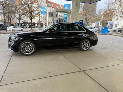 Second-hand Mercedes C300 AMG line Plus 258 CP (189 kW) 2020 Negru Berlinǎ