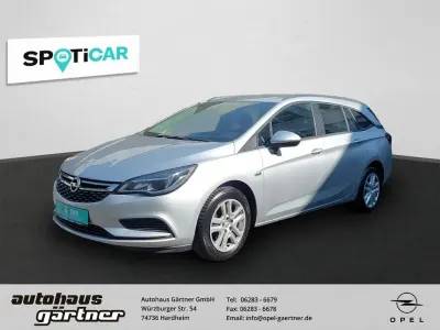 Gebraucht Opel Astra Edition 101 PS (74 kW) 2017 Silber Kombi