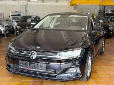 Gebraucht VW Polo Comfortline 95 PS (69 kW) 2020 Schwarz Kleinwagen