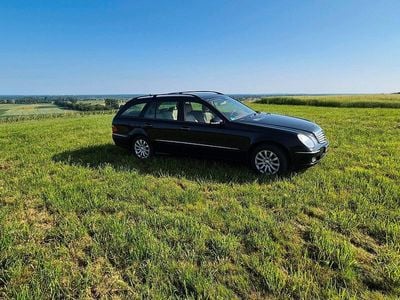 Mercedes E200