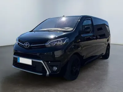 Gebraucht Toyota Proace Verso Team 177 PS (130 kW) 2019 Sicily black Kombi