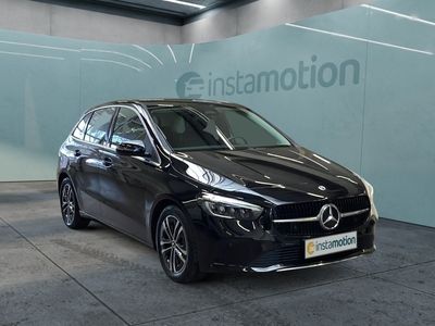Gebraucht Mercedes B200 Progressive 163 PS (119 kW) 2023 Schwarz Van / Kleinbus