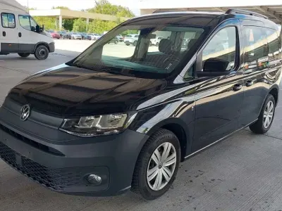 Gebraucht VW Caddy Trendline 114 PS (83 kW) 2022 Schwarz Van / Kleinbus