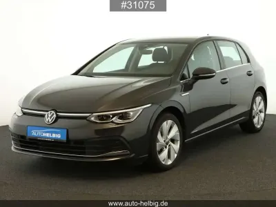 Usata VW Golf VIII Style 150 CV (110 kW) 2024 Grigio Berlina