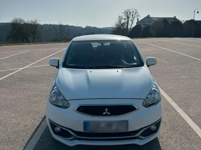 Gebraucht Mitsubishi Space Star 71 PS (52 kW) 2017 Weiß Kleinwagen