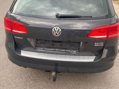 Grau Gebraucht 2013 VW Passat Exclusive Kombi | 7.999 € (Fairer Preis)