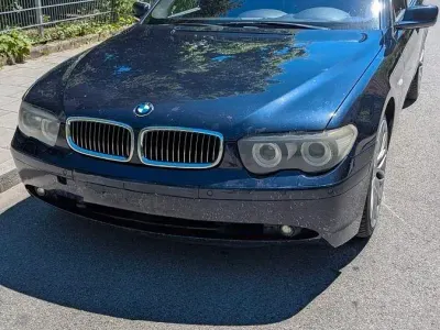 Gebraucht BMW 730 Sport Line 231 PS (169 kW) 2004 Blau Limousine