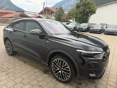 Neu Audi Q5 Sportback Sport 204 PS (150 kW) 2026 Schwarz SUV
