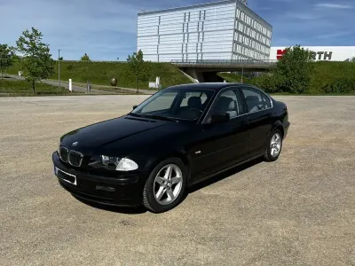 Gebraucht BMW 320 Performance 150 PS (110 kW) 1998 Schwarz Limousine