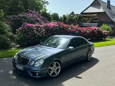 Gebraucht Mercedes E500 AMG 306 PS (225 kW) 2002 Blau Limousine