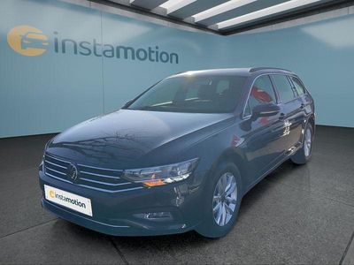 Grau Gebraucht 2023 VW Passat Kombi | 27.749 € (Fairer Preis)