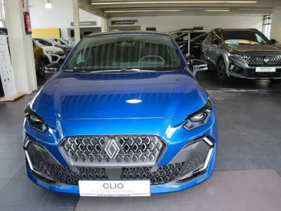 Neu Renault Clio Techno 114 PS (83 kW) 2026 Iron blau Kleinwagen