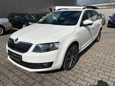 Usata Skoda Octavia LAURIN & KLEMENT 180 CV (132 kW) 2016 Bianco Utilitaria