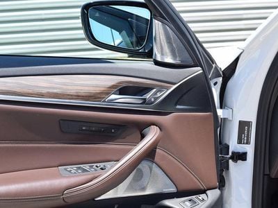 Gebraucht BMW 530e Comfort Edition 252 PS (185 kW) 2018 Weiß Limousine