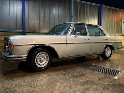 Gebraucht Mercedes W109 200 PS (147 kW) 1971 Silber Limousine