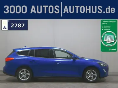Gebraucht Ford Focus Cool & Connect 125 PS (91 kW) 2022 Blau Kombi