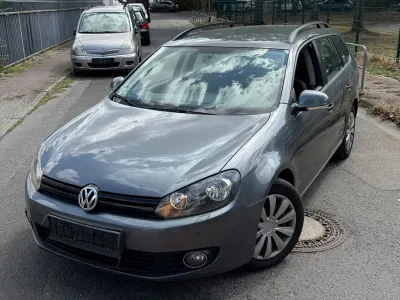Gebraucht VW Golf VI Trendline 105 PS (77 kW) 2009 Grau Kombi