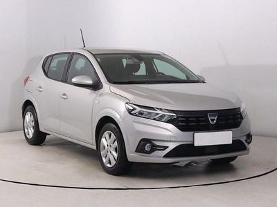 Grau Gebraucht 2022 Dacia Sandero Limousine | 14.940 € (Fairer Preis)