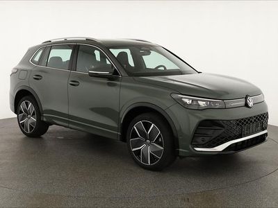 Neu VW Tiguan R-line 265 PS (194 kW) 2025 Cipressinogrün metallic SUV