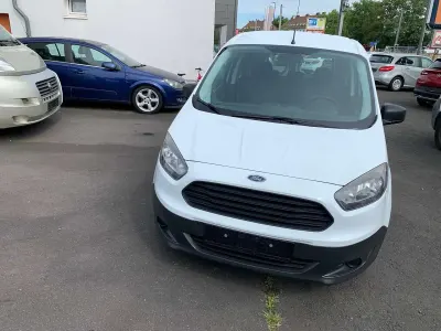 Gebraucht Ford Transit 75 PS (55 kW) 2017 Frostweiß Kombi