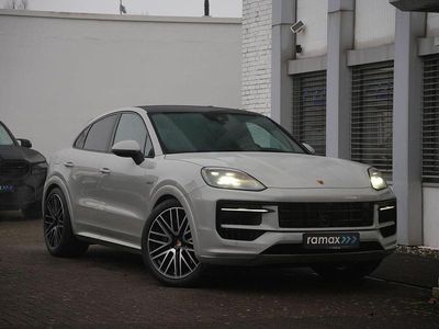 Gebraucht Porsche Cayenne 470 PS (345 kW) 2024 Kreide SUV